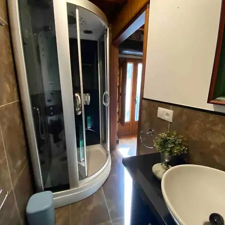 El Portalon De Luena Chalet Cuena