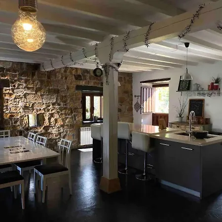 El Portalon De Luena * Cuena