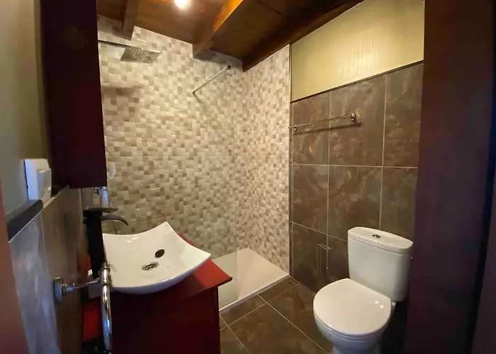 Chalet El Portalon De Luena