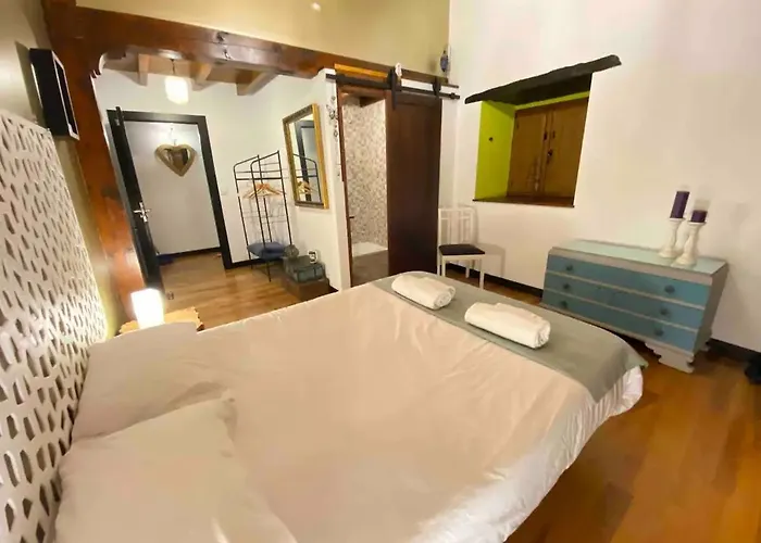 El Portalon De Luena *