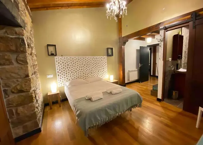 Chalet El Portalon De Luena