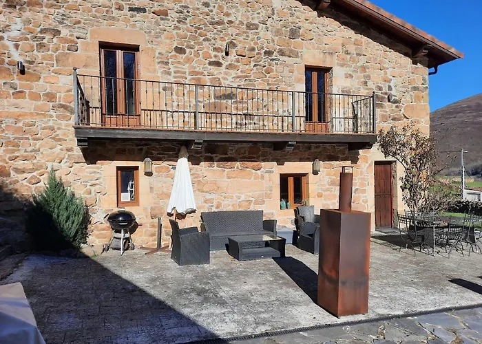 Chalet El Portalon De Luena *